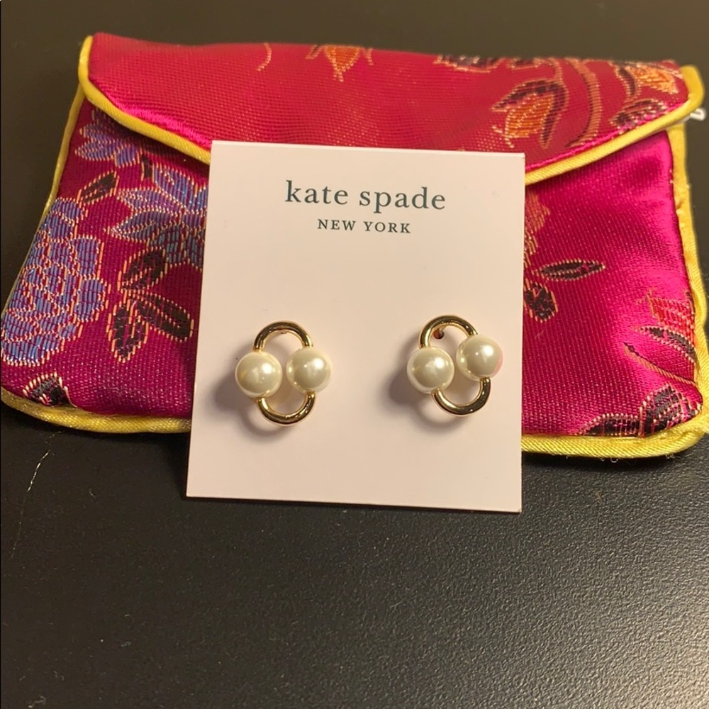 Kate Spade gold and pearl post earrings - Picture 1 of 2